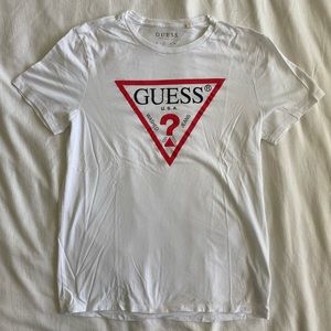 GUESS Logo Tee - size s